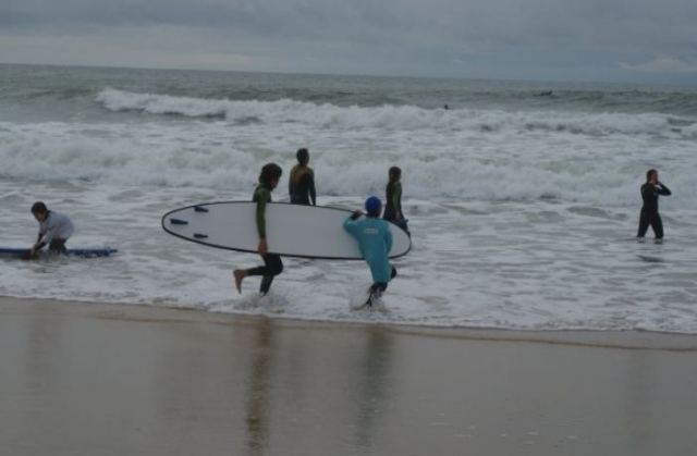  Surfear en Lacanau